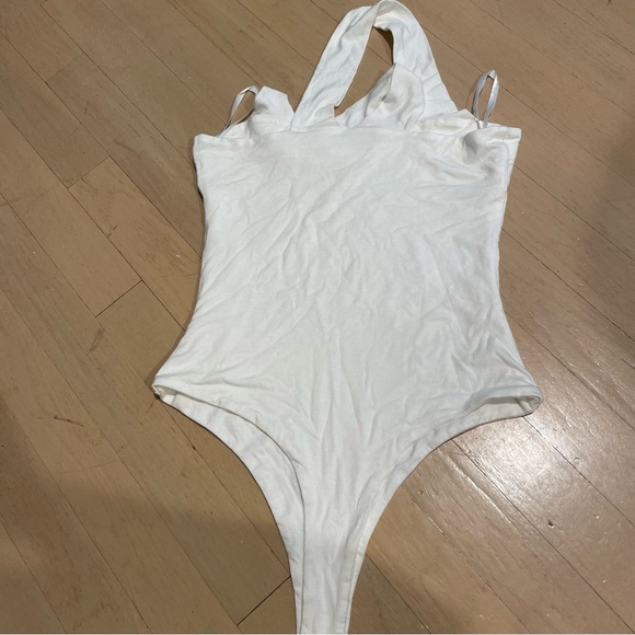 Revolve Superdown Gene Cross Front Bodysuit - Picture 5 of 8